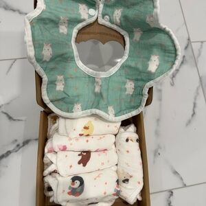 Snuzzle Drool Bibs(6 Pack)